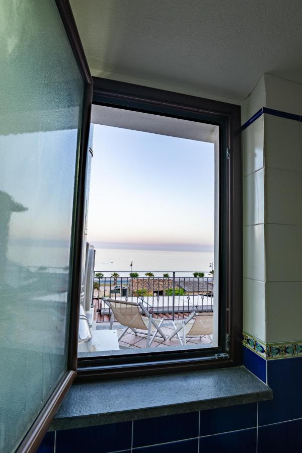 B&B Ottocento Sul Mare Nizza di Sicilia Exterior foto