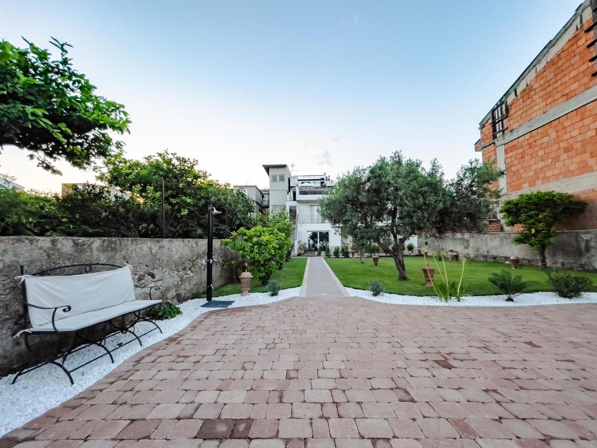 B&B Ottocento Sul Mare Nizza di Sicilia Exterior foto